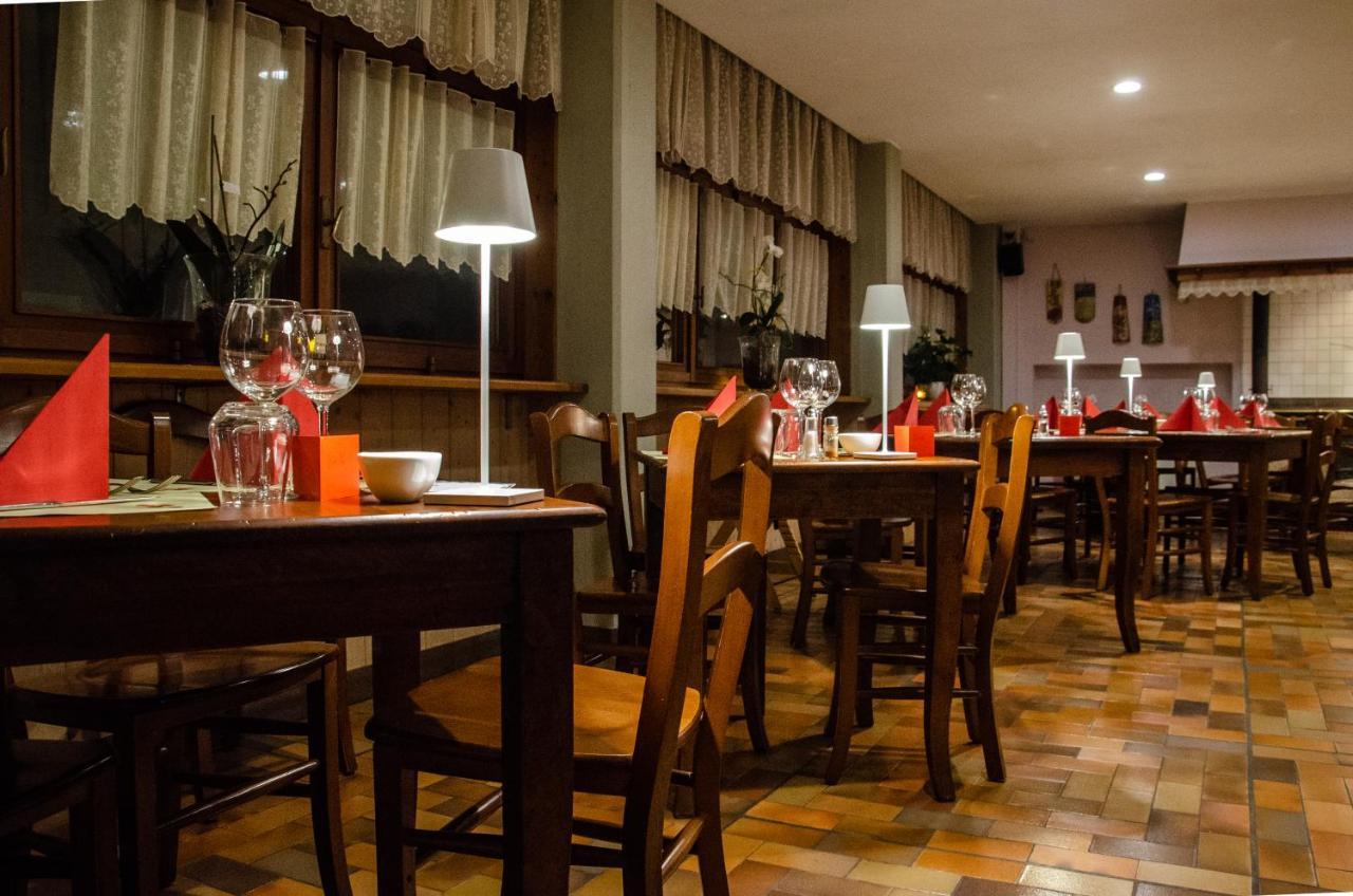 Al Fogolar Rooms & Osteria With Saunaland Tolmezzo Exterior photo